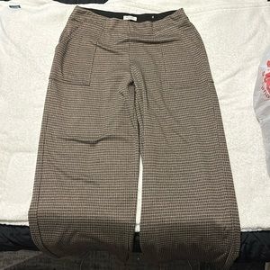 Max studio comfy pants